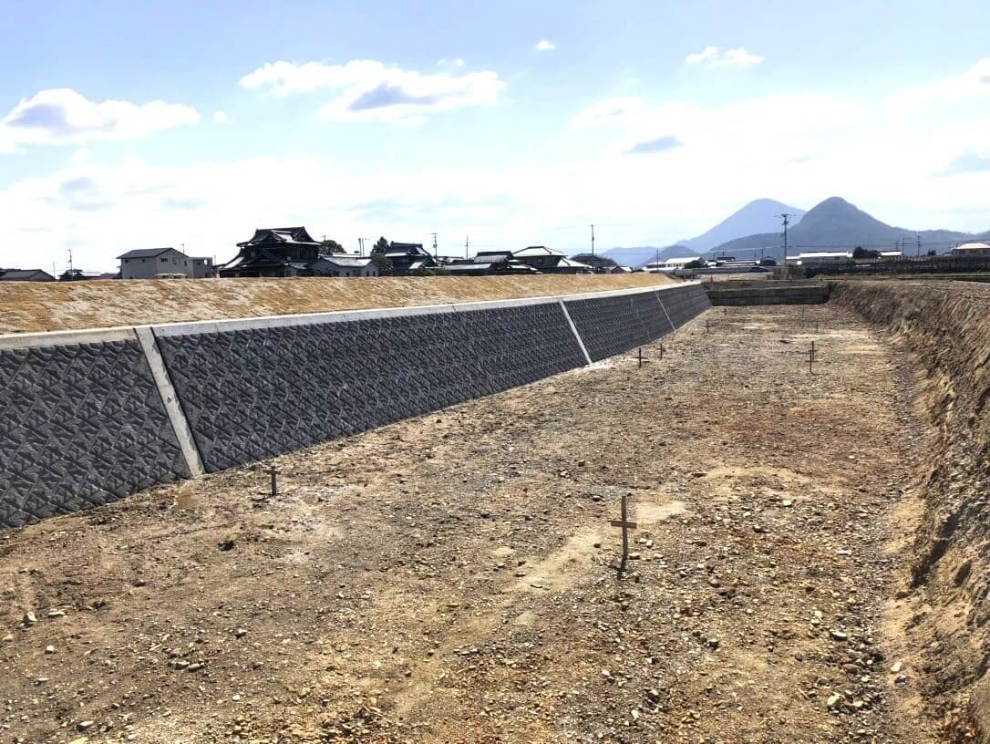 （防災・安全社会資本整備交付金）広域河川　弘田川　改修工事（第２工区）/重成土建